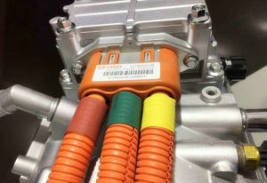 汽車發(fā)動(dòng)機(jī)